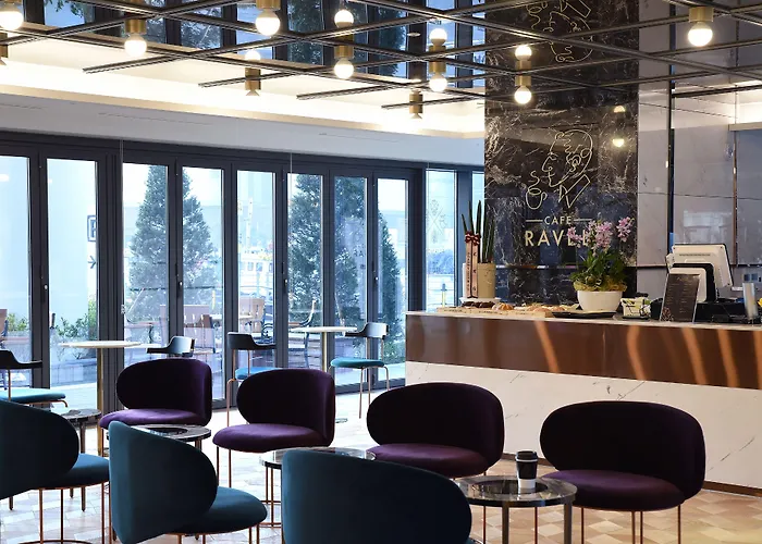Lavalse Hotel 4*