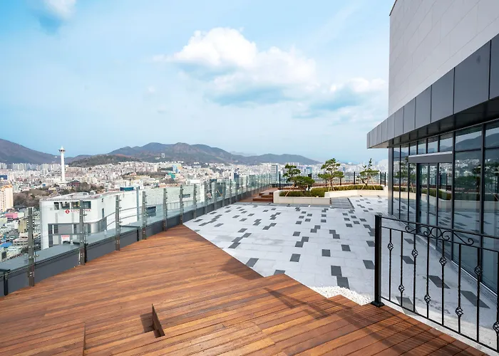 Lavalse Hotel 4*